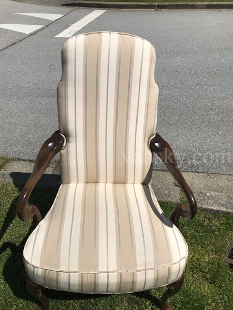 220507134957_William Switzer Chair-whiter-with cushion-1200 Dollars-5.jpg